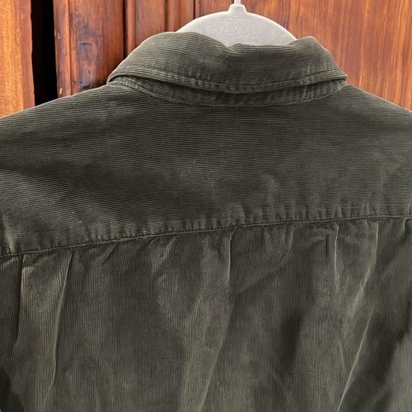 Faherty hunter green corduroy long sleeve button down shirt - Picture 5 of 8
